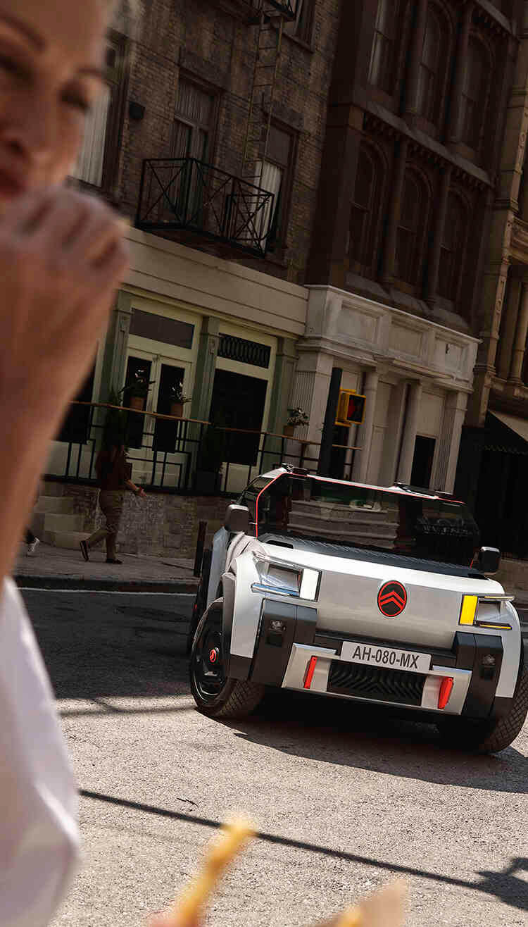 citroen oli en la calle